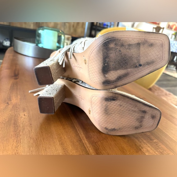 Jessica Simpson Asire2 Champagne Fringe Heeled Boots - Picture 8 of 13